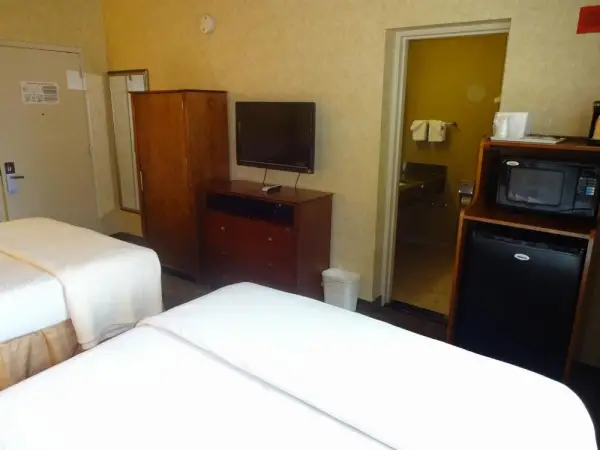 Sheridan Hotel 8